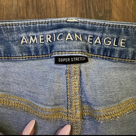 American Eagle Curvy Hi-Rise Shortie - Picture 2 of 6
